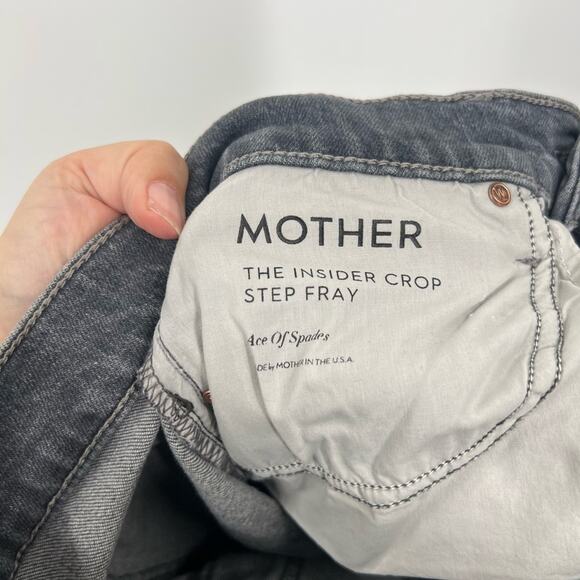 Mother The Insider Step Fray Crop Jeans in Ace of Spades CUT - Picture 7 of 9
